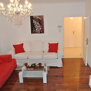  Apartmán Paradies - U1 Station Altes Landgut