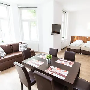 Leonhard Vienna