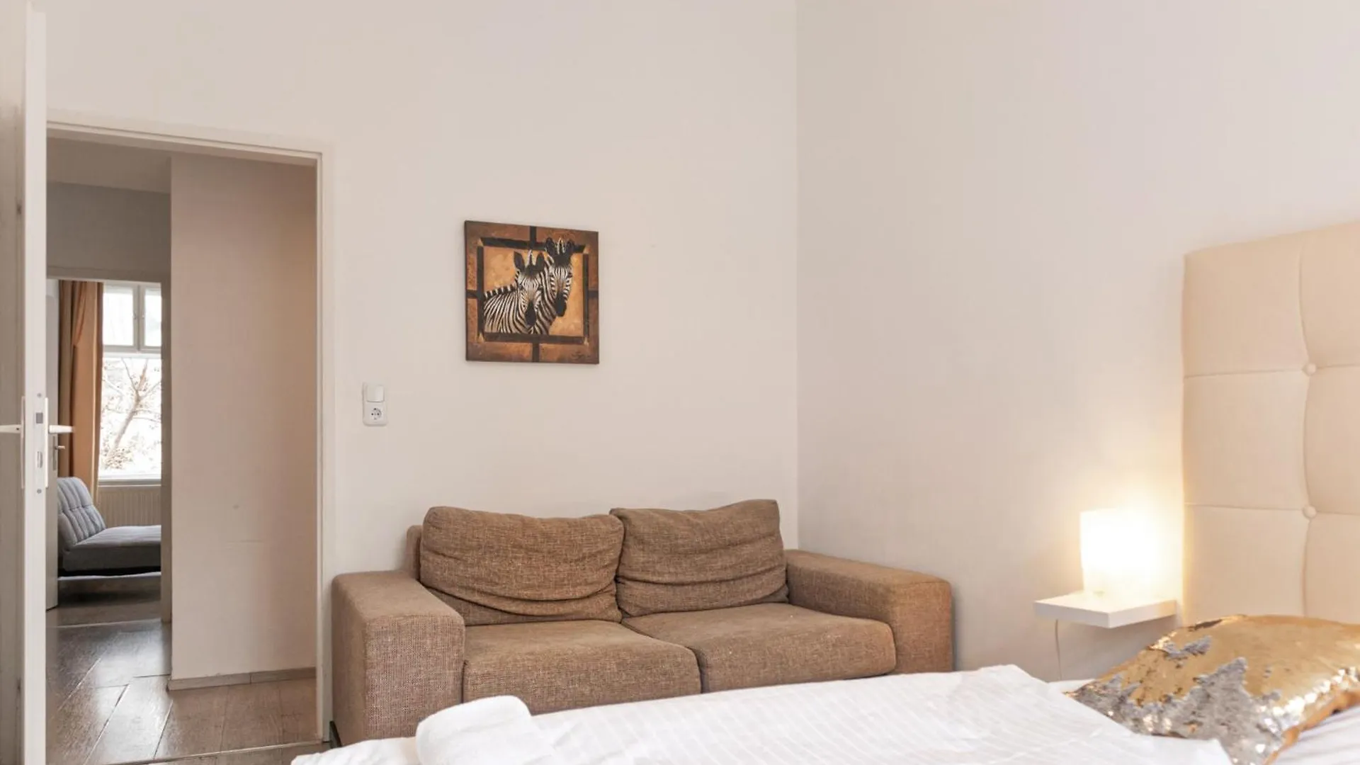 2 Pleasant Flats - Perfect For Long Stays Vienna Apartment