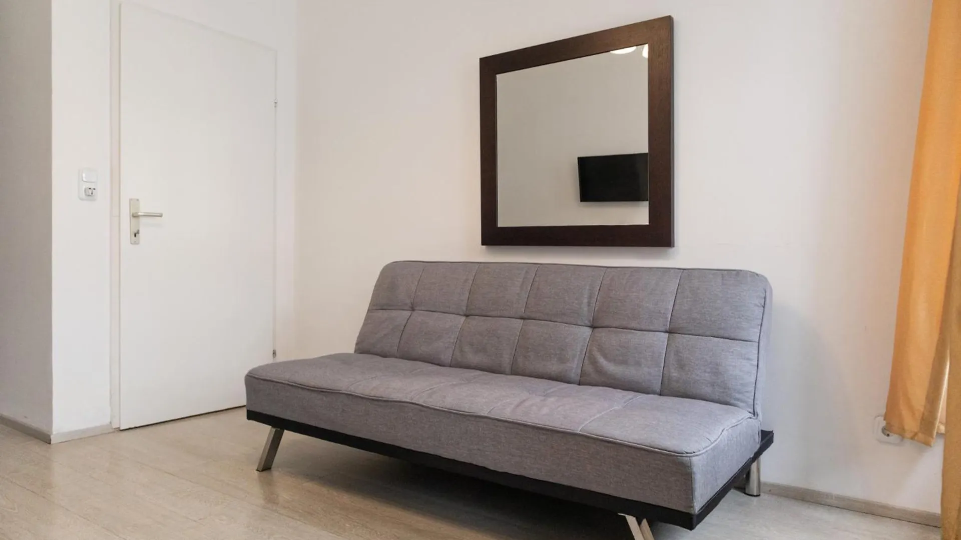 2 Pleasant Flats - Perfect For Long Stays Vienna Apartment