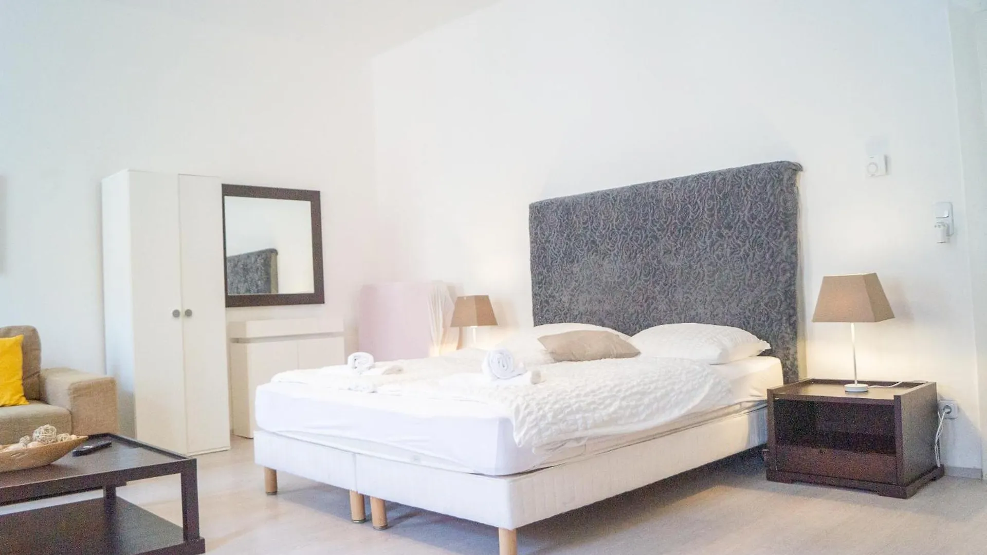 Apartment 2 Pleasant Flats - Perfect For Long Stays Vienna