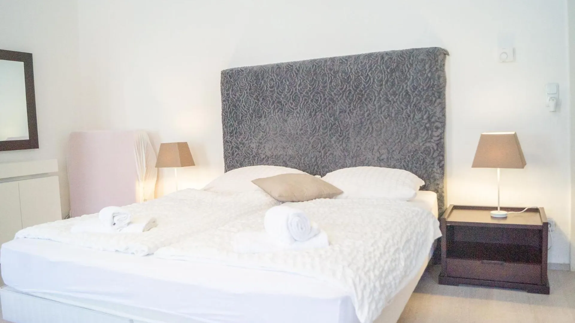 2 Pleasant Flats - Perfect For Long Stays Vienna