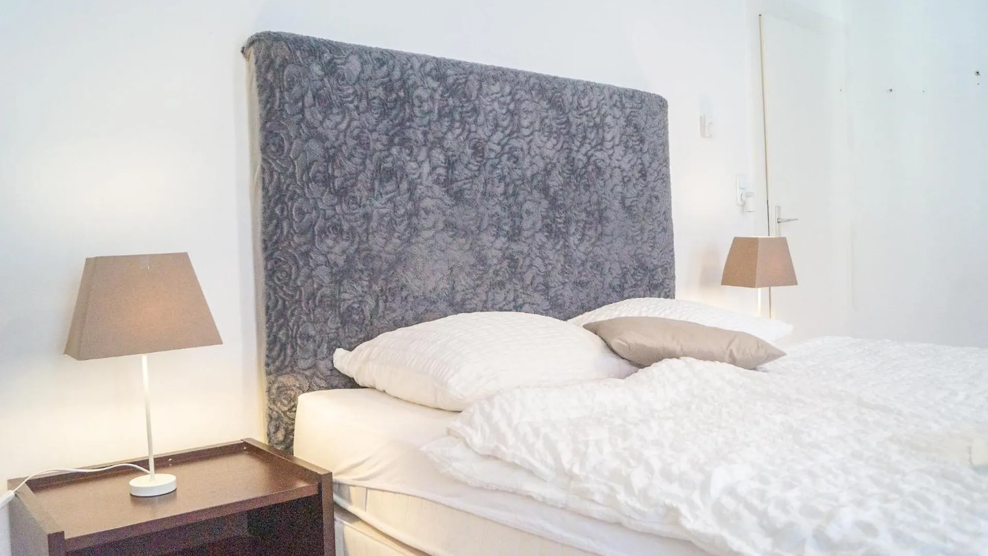 Apartment 2 Pleasant Flats - Perfect For Long Stays Vienna Austria